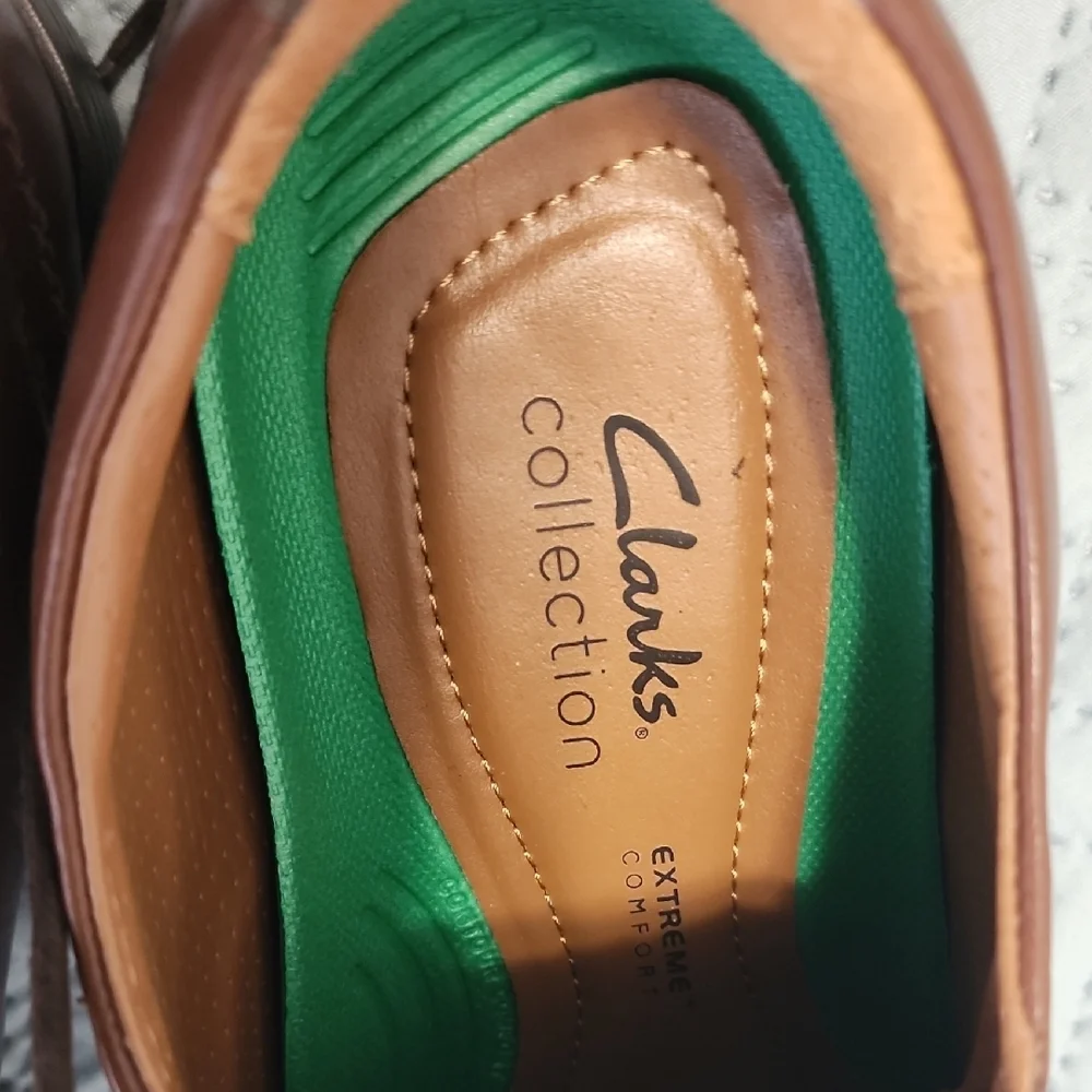 Clarks Tan Leather Men's Oxfords